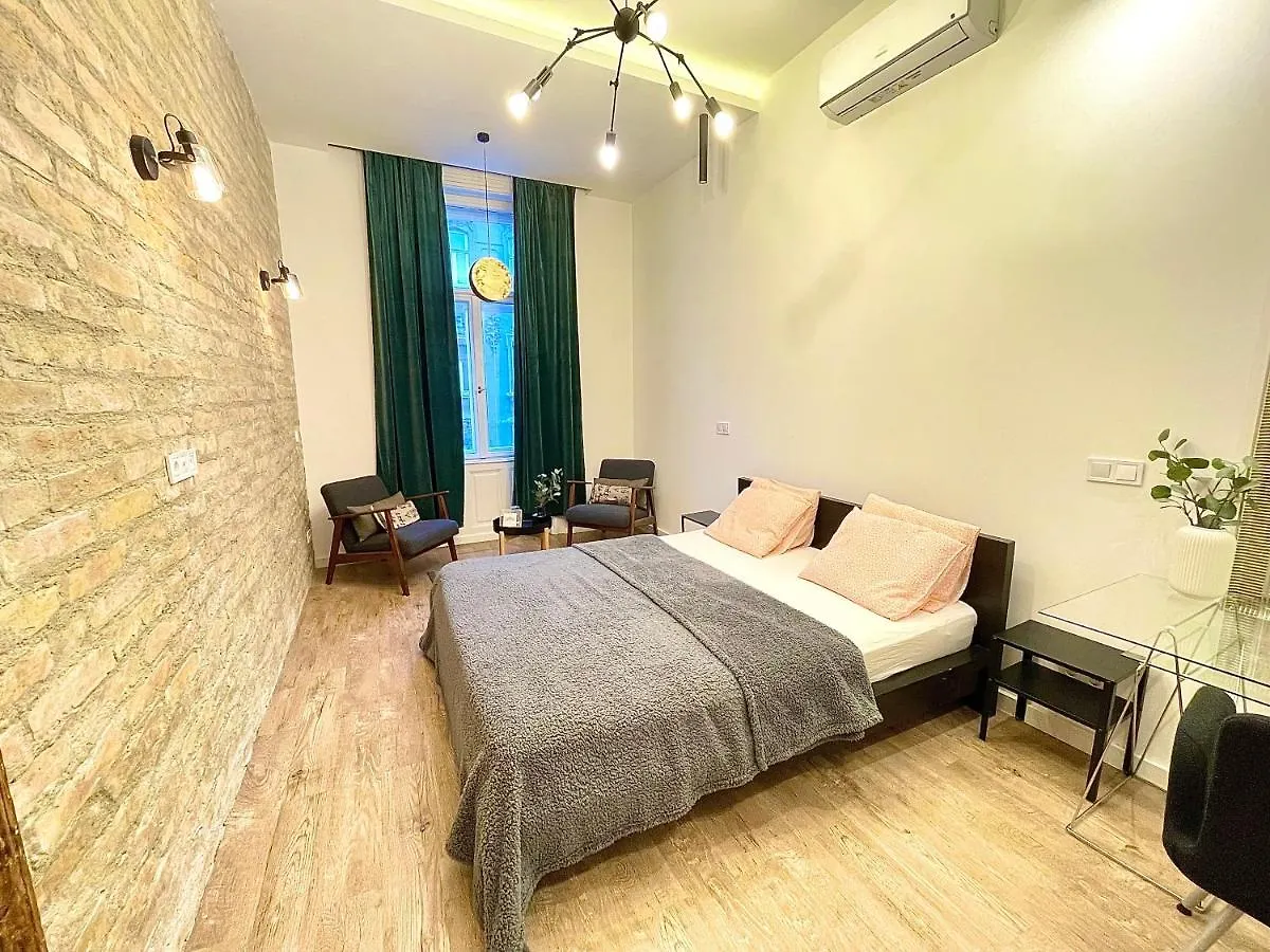Dream Romance Residency - Finnish Sauna contacts